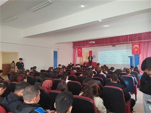 Ortaköy MYO’da TÜBİTAK 2209-A ve 2209-B Bilgilendirme Programı Gerçekleştirildi