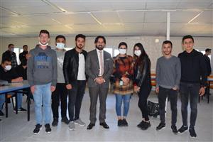 Ortaköy Kaymakamı Sayın Ahmet KARATEPE, Ortaköy Belediye Başkanı Sayın Ali Rıza ÖZDEMİR ve İlçe Kamu Kurumlarının Yöneticileri Öğrencilerimizi Ziyaret Ettiler