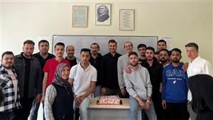 Ortaköy MYO’da Mezun Olacak Elektronik ve Otomasyon Bölümü Öğrencilerine Veda Etkinliği 