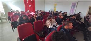 Ortaköy Özel Bilim Dershanesi Müdürü Sayın Recep AKSOY, öğrencilerimize KPSS ve DGS Hazırlık ve Kariyer Planlaması Konulu Sunum Gerçekleştirildi