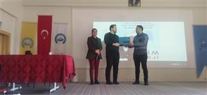 Ortaköy Özel Bilim Dershanesi Müdürü Sayın Recep AKSOY, öğrencilerimize KPSS ve DGS Hazırlık ve Kariyer Planlaması Konulu Sunum Gerçekleştirildi