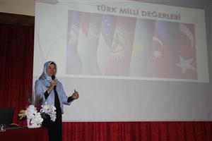 Türk Milli Değerlerinin Korunması ve Yükseltilmesinde Gençlerin ve Kadınların Rolü Konulu Konferans Gerçekleştirildi